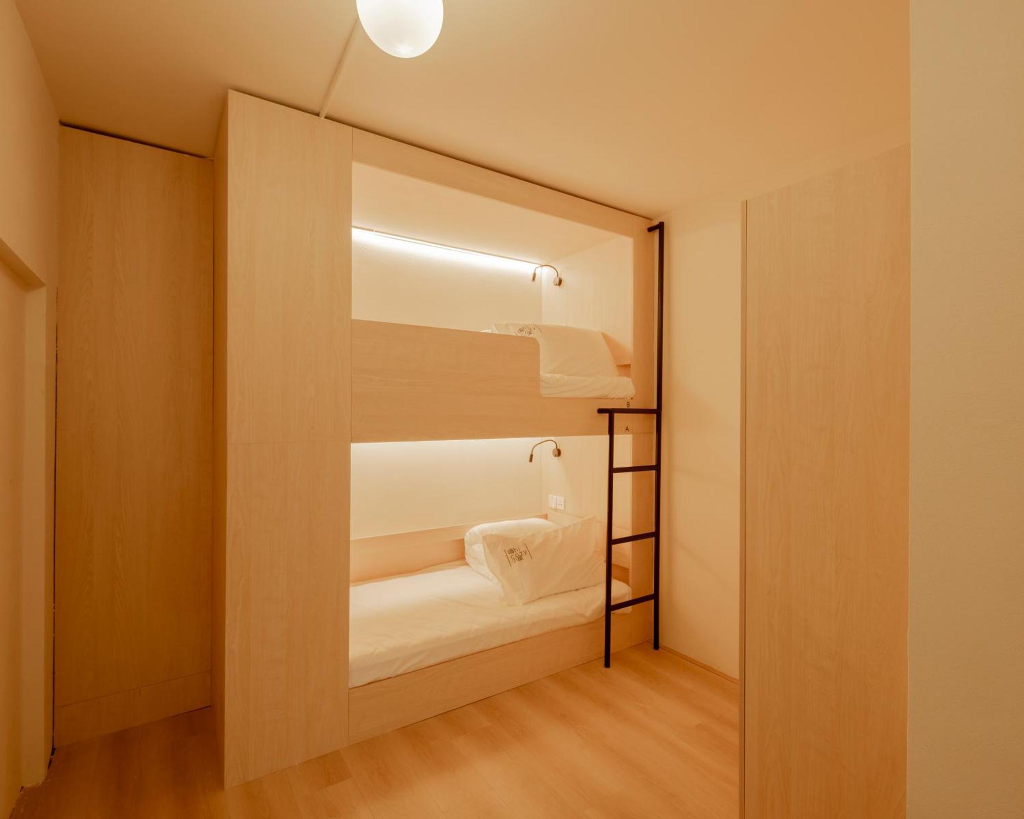 Asrama Hi Cozy International Youth East Nanjing Road & The Bund - Free Gym Shanghai